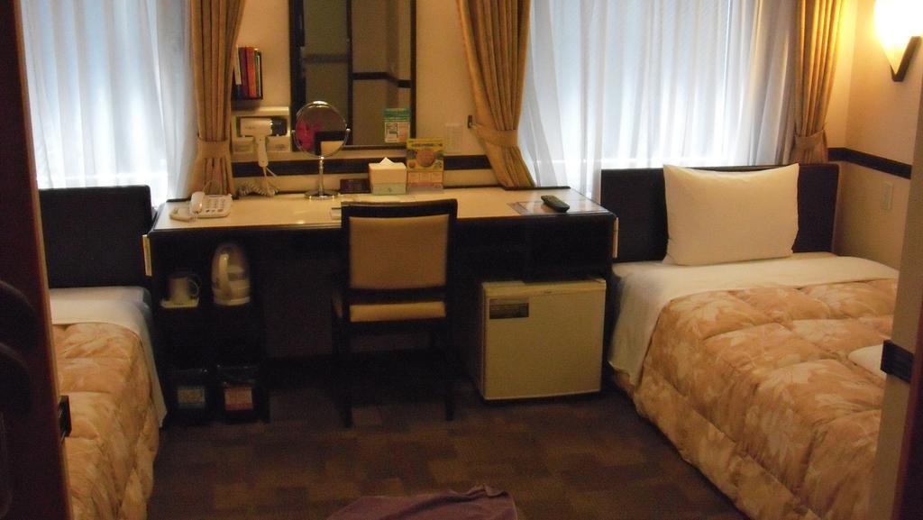 Toyoko Inn Chiba Shin Kamagaya Ekimae Екстериор снимка